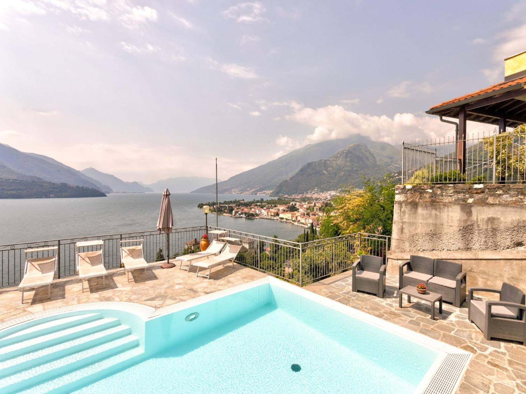 Wonderful Flat With Swimming Pool Lift And Garden Apartamento Gravedona Exterior foto