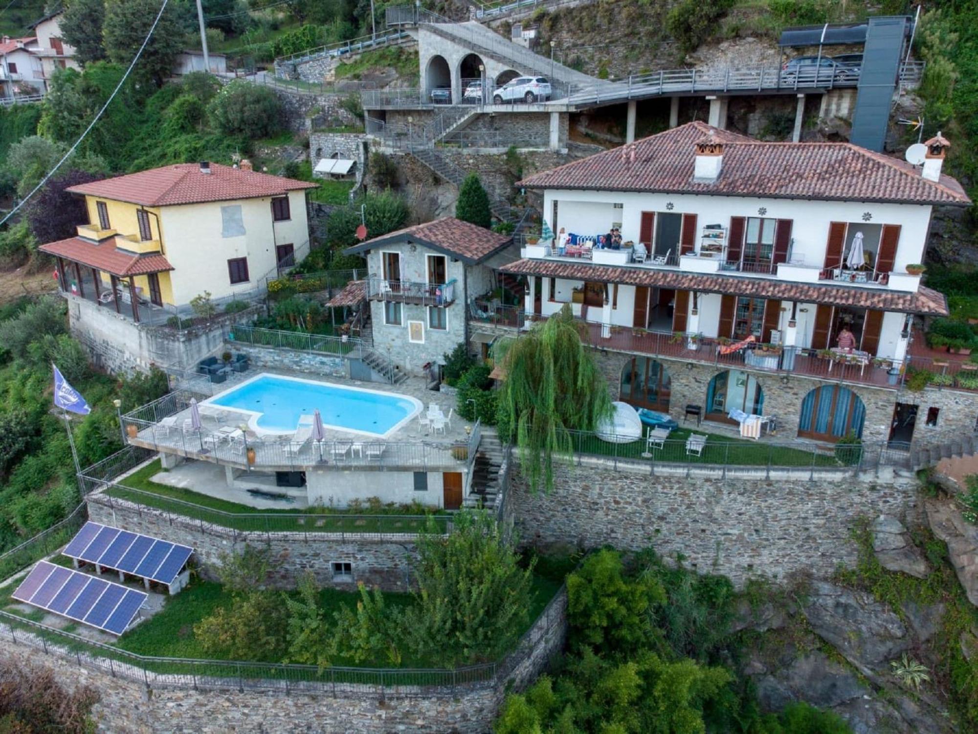 Wonderful Flat With Swimming Pool Lift And Garden Apartamento Gravedona Exterior foto